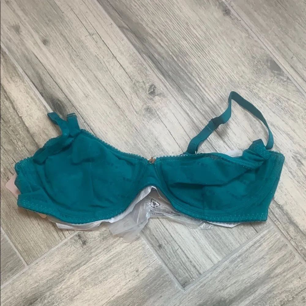 SHIMMER FLOCKED LOGO UNLINED BRA 38C